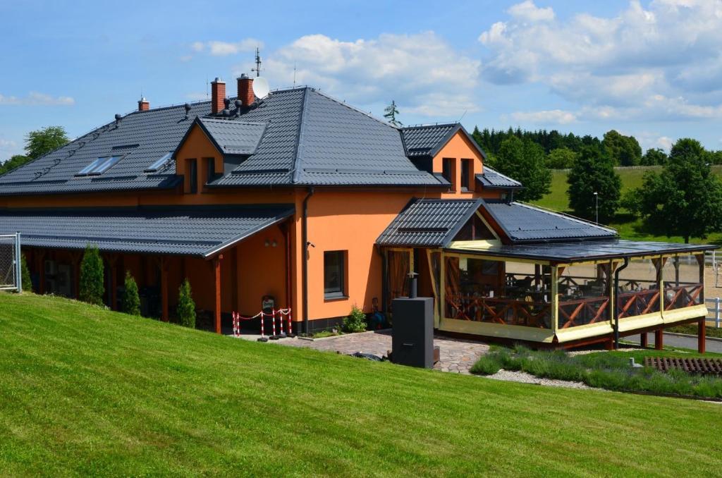 Hotel Horse Riding - Jezdecký Areál Tršice Exteriér fotografie