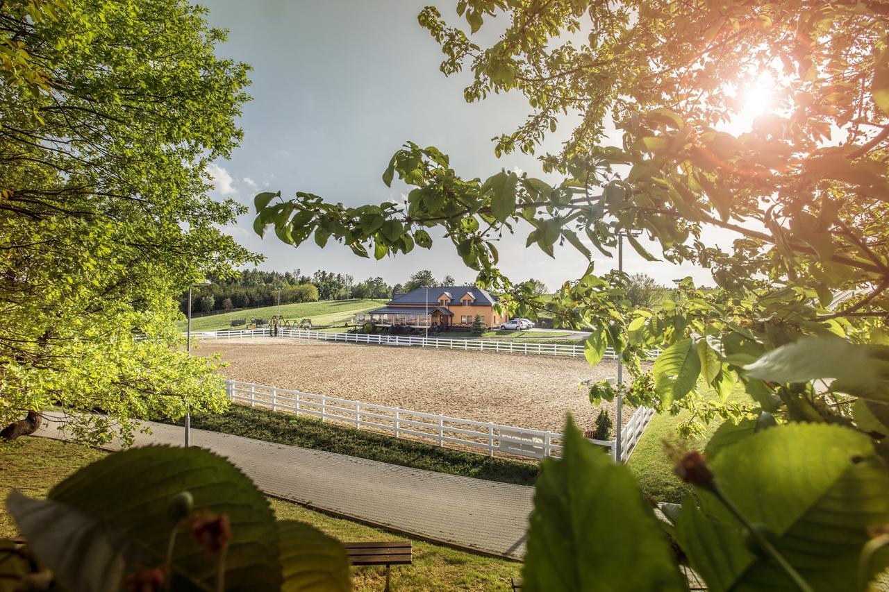 Hotel Horse Riding - Jezdecký Areál Tršice Exteriér fotografie