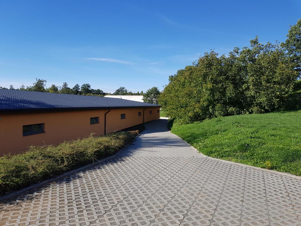 Hotel Horse Riding - Jezdecký Areál Tršice Exteriér fotografie